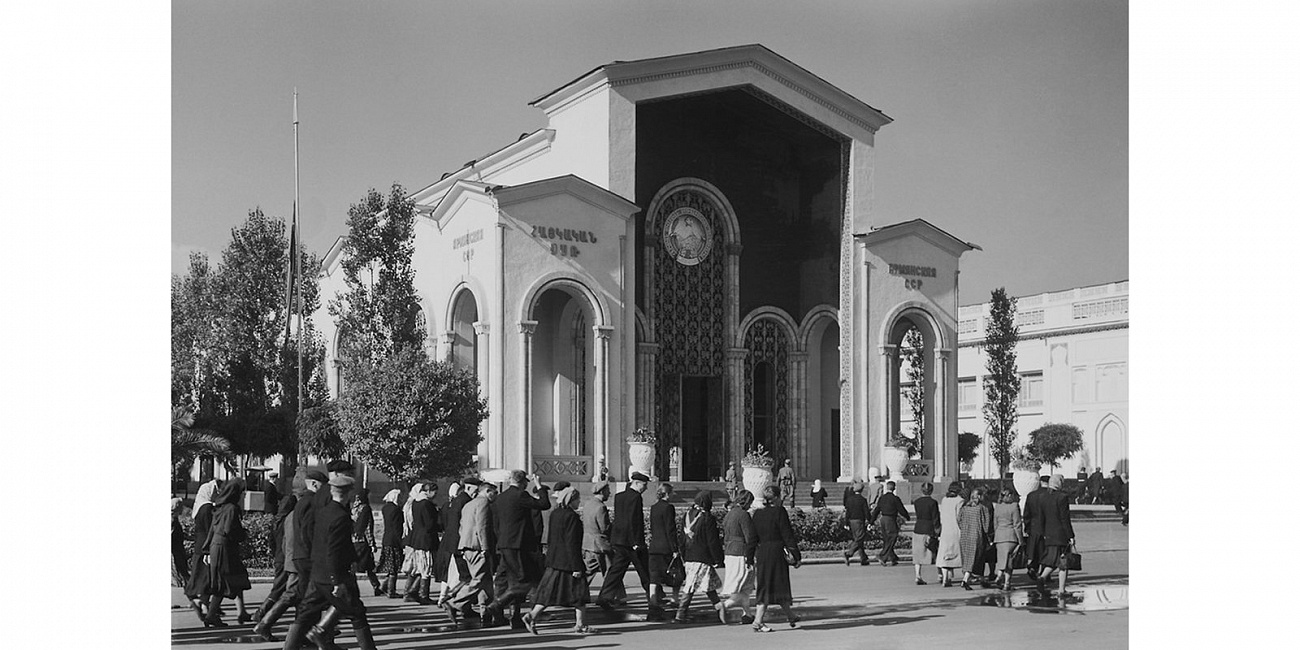 Какой увидели ВДНХ первые посетители в 1939 году