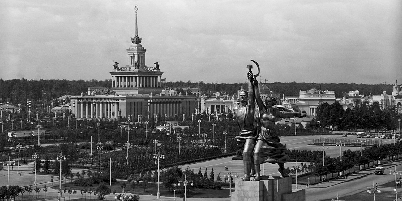 Какой увидели ВДНХ первые посетители в 1939 году