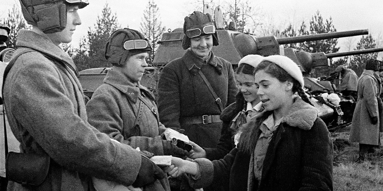 Редкие фотографии 1941–1942 годов можно увидеть на столичных бульварах