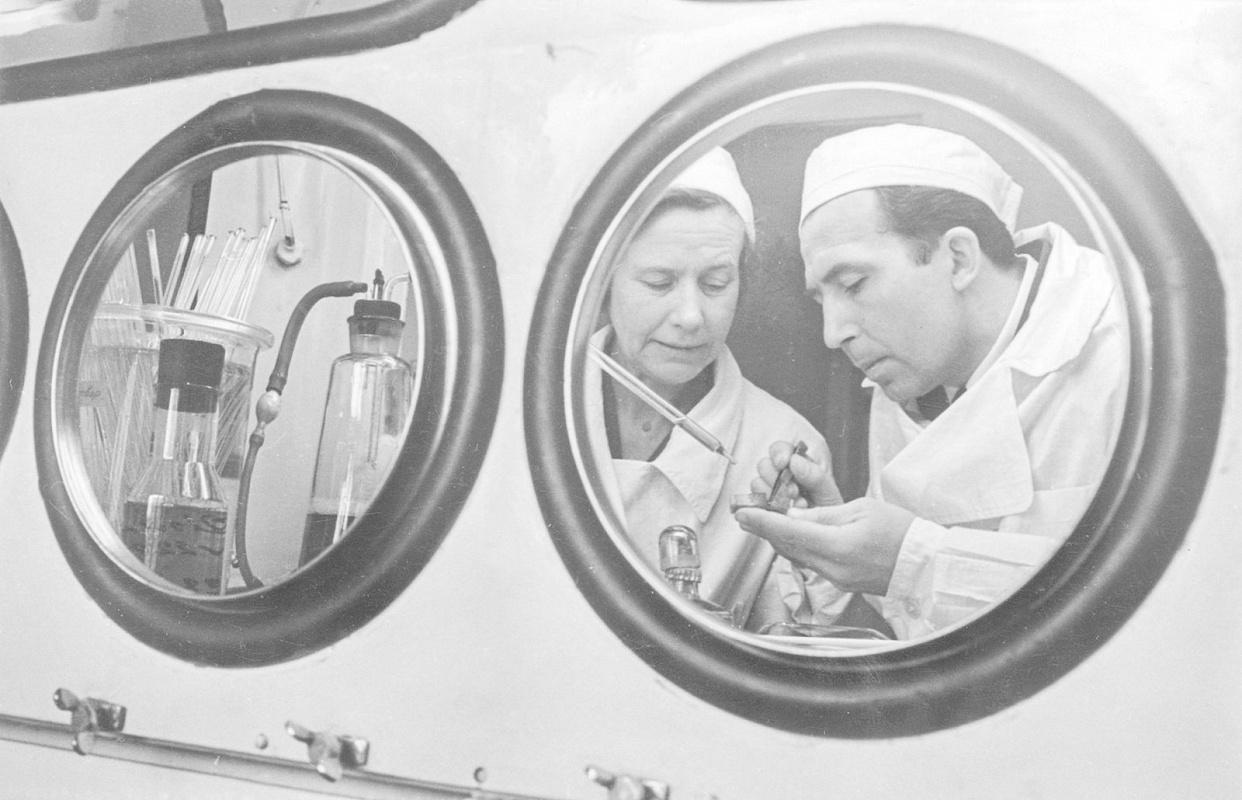 От Екатерины II до красного бегемота: история отечественной вакцинации