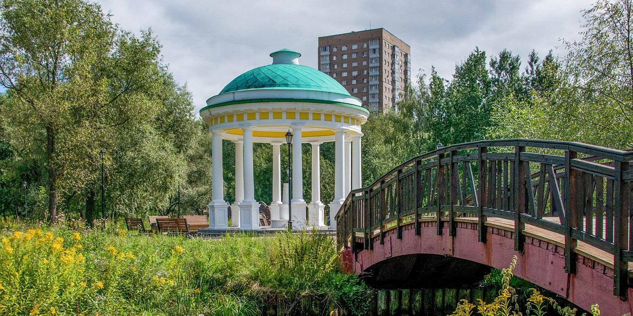 Осенняя романтика: идеальные беседки и ротонды для фотосессий